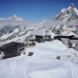 Matterhorn Glacier Ride ll Visualisierung | © Copyright © 2022 Zermatt Bergbahnen AG Visualisierung Talstation | © Copyright © 2022 Zermatt Bergbahnen AG